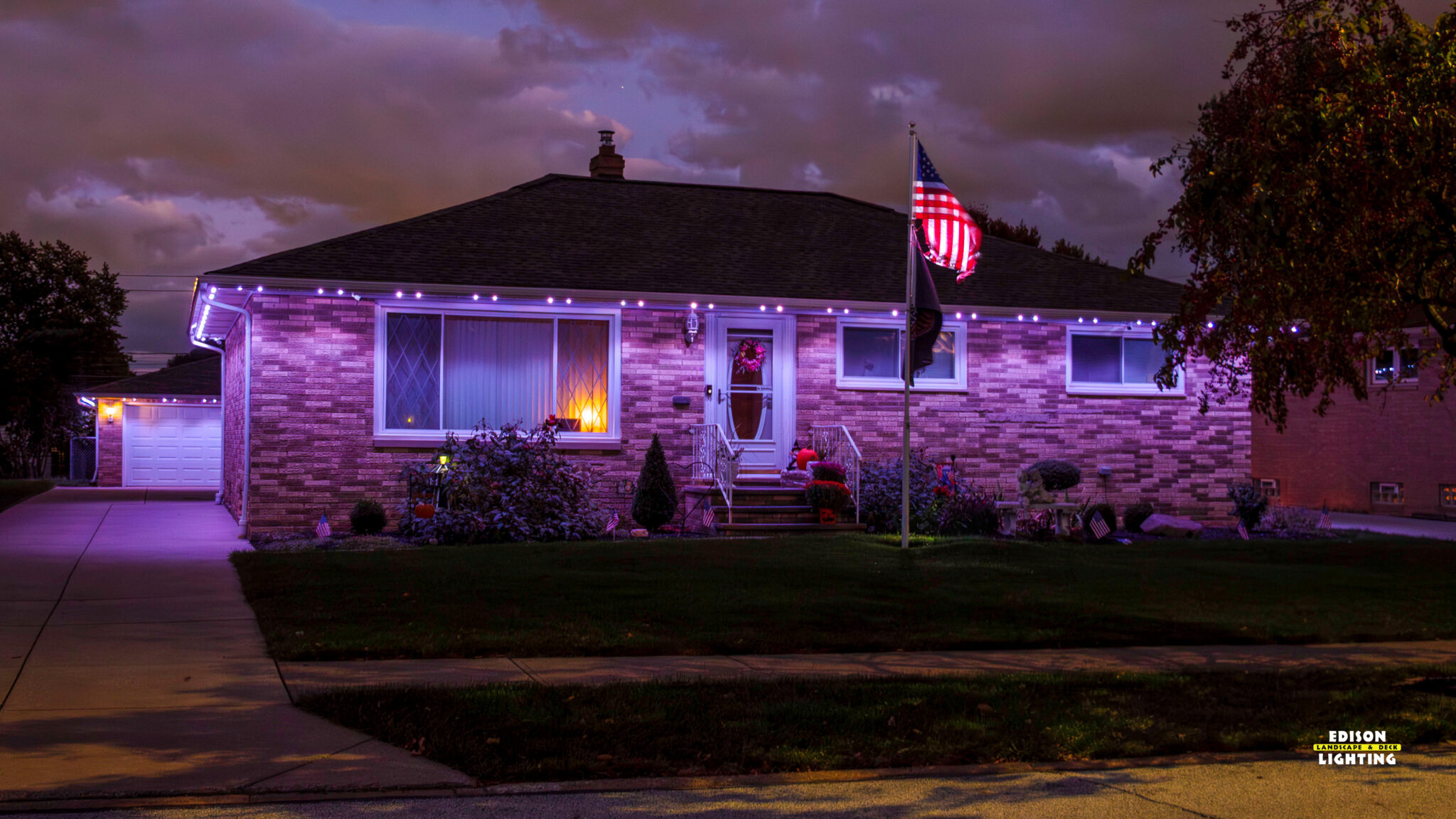 Permanent Holiday Lighting