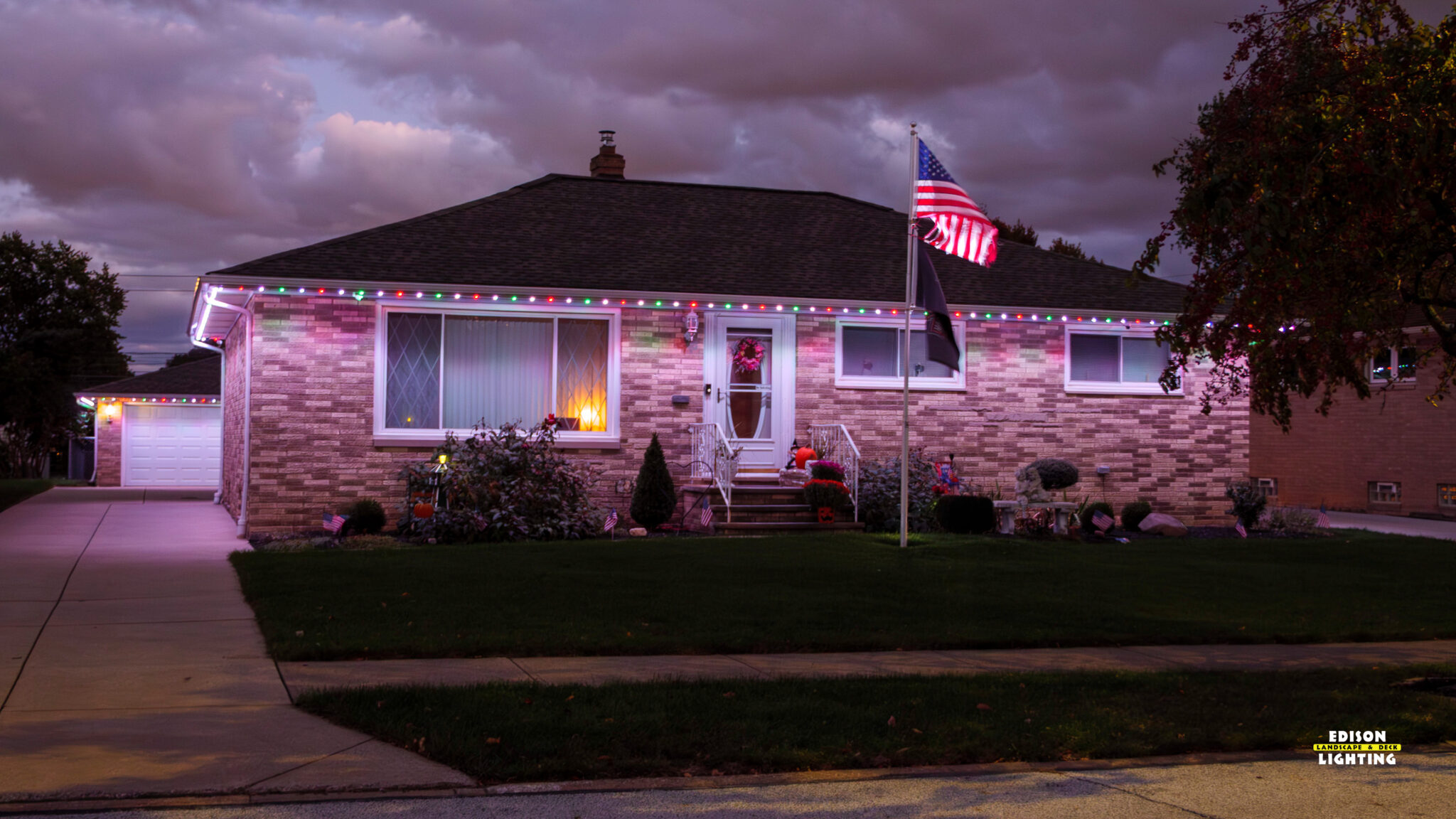 Permanent Holiday Lighting
